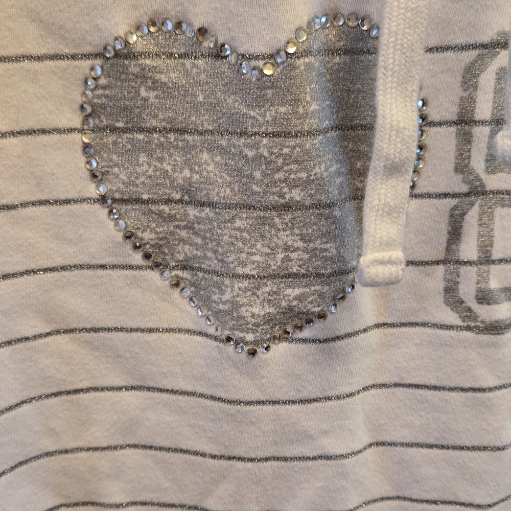 Vintage Y2k Aeropostale Silver and White Sweatshirt Hoodie - Picture 2 of 3